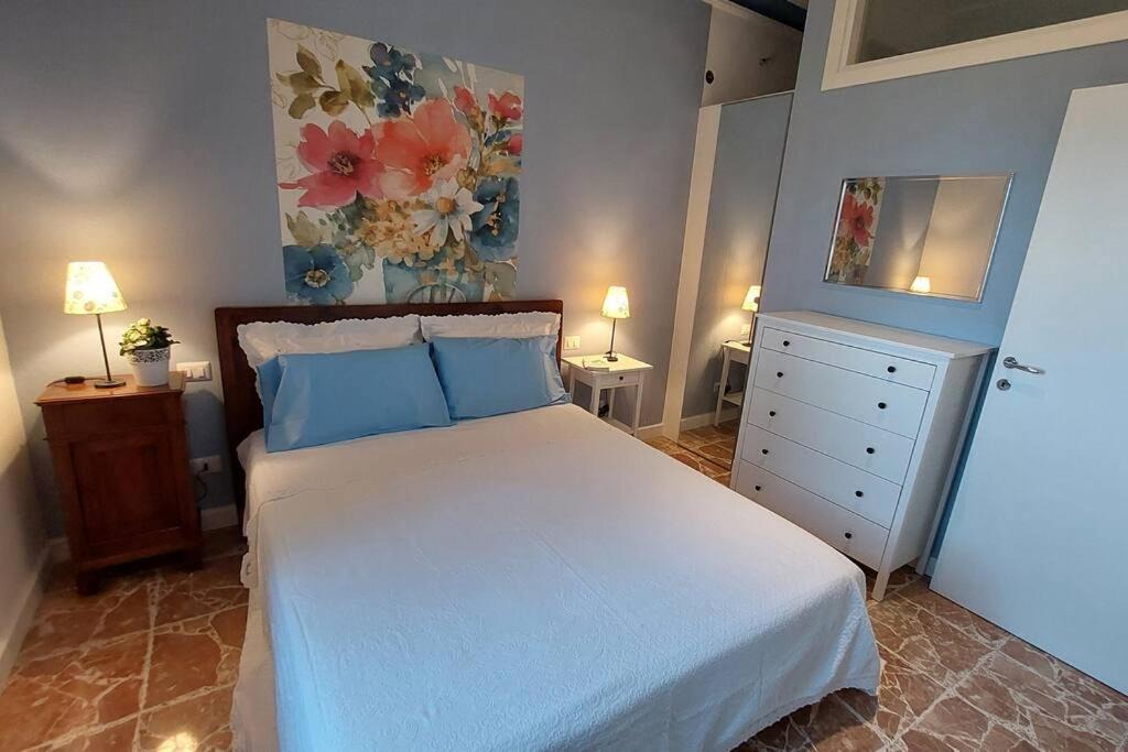 Villafranca di Verona Apartment | Appartamento - Lì de Là tra i fiori