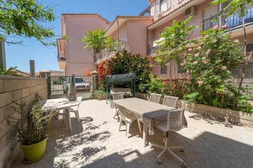 Lido Apartment | Blue Sky