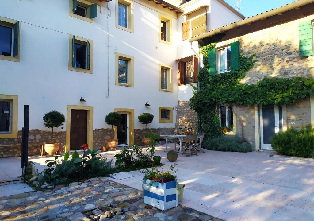 Sona Apartment | Ca'Joleo - Relax in Campagna del Lago di Garda