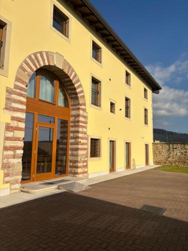 Nord-Est Apartment | Corte Recamao
