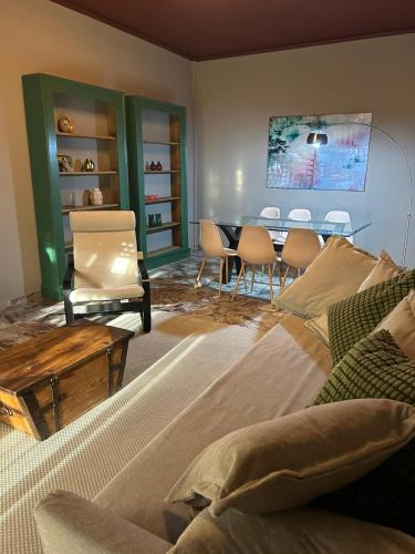 Est Apartment | Porta Vescovo Apartment Stylish close to downtown
