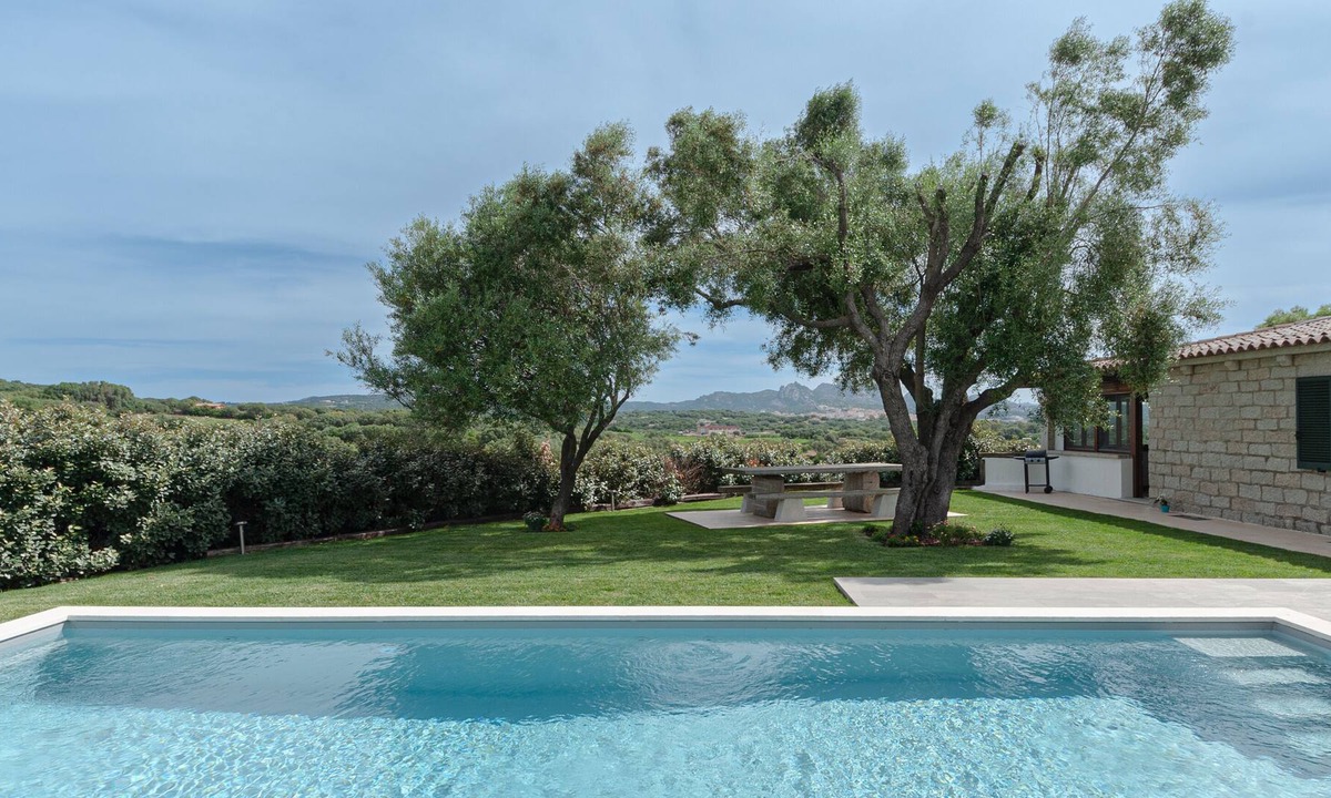 Arzachena Villa | [VILLA WITH POOL] IN THE HILLS OF GALLURA