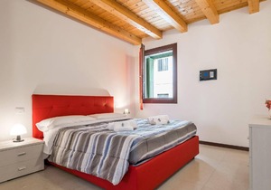 Holiday apartment Verona (Stadt) for 1 - 5 persons with 2 bedrooms - Holiday apartment in one or mul