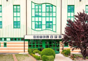 West Point Airport Hotel