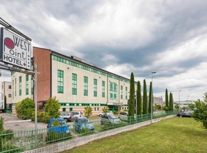 West Point Airport Hotel | Dossobuono