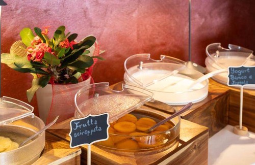 San Pietro in Cariano Hotel | 80 m² Hotel ∙ 6 guests
