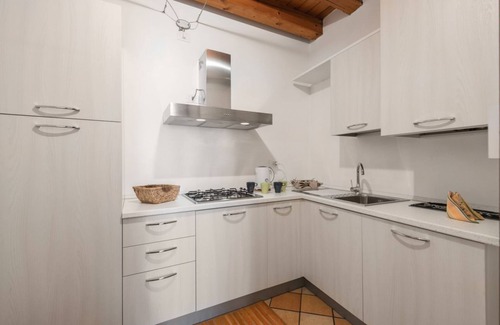 Citta Antica Apartment | Appartamento con balcone a due passi dal balcone di Giulietta e Romeo