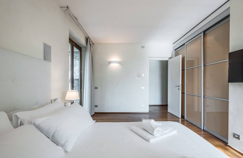 Sud-Ovest Apartment | Penthouse whit Roof Garden swimming pool
