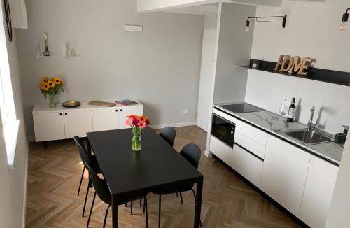 San Zeno Apartment | 80 m² Apartment ∙ 2 bedrooms ∙ 5 guests