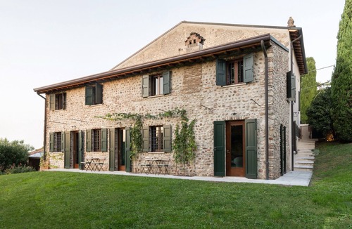Custoza House | Amazing country house with whirlpool a few minutes away from Verona