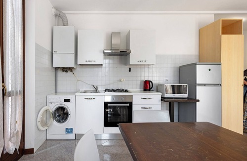 Pizzoletta Bed & Breakfast | Apartment 'Boccadoro Apartament' with Shared Terrace, Wi-Fi and Air Conditioning