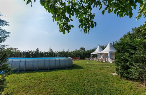 Sud Apartment | Apartment for 3 people in the village with garden