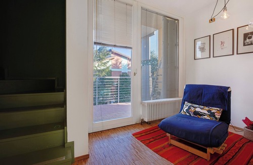 Est Apartment | Apartment 'La Casa Della Luce' with Private Terrace, Wi-Fi and Air Conditioning
