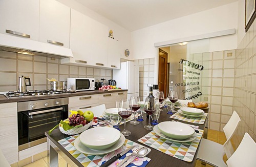 Sud-Ovest Apartment | Appartamento Verona For You, Verona, Italy