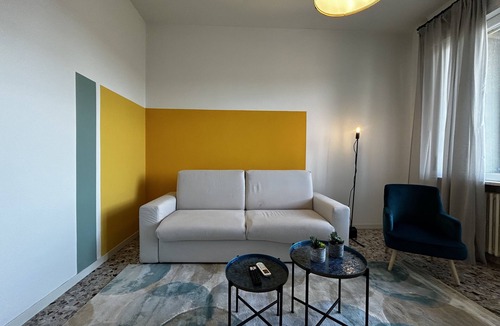 Verona City Centre Apartment | Big House-Private parking-12" walk from the ARENA