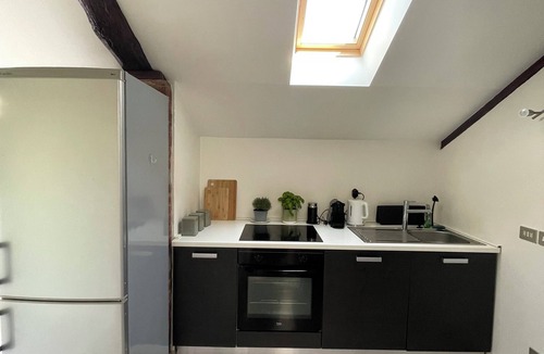 Asti Apartment | Bright attic apartment with balcony in the center of Asti