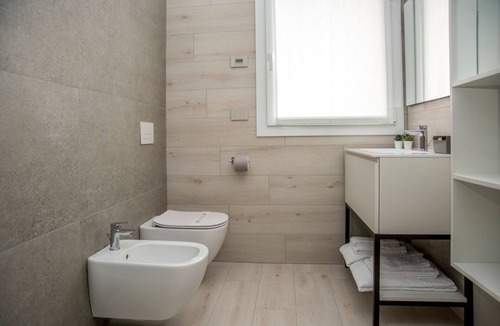 Borgo Roma Apartment | CAMELOT APARTMENT RED3