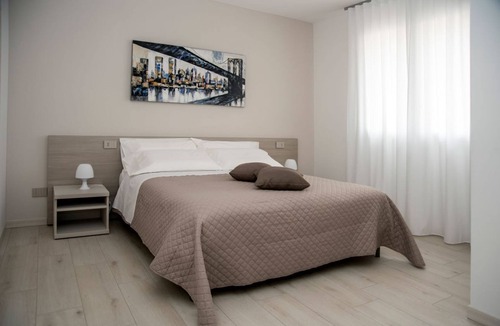 Borgo Roma Apartment | CAMELOT APARTMENT RED4