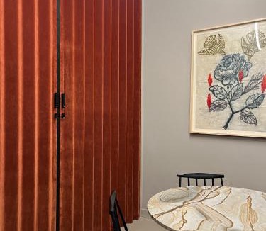 Est Apartment | Casa Caleido