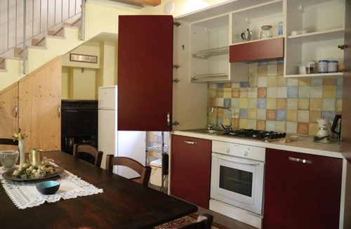 Borgo Milano Apartment | Casa Jasmin, 2 floors, private garden