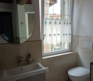 Borgo Venezia House | Casa Rosa