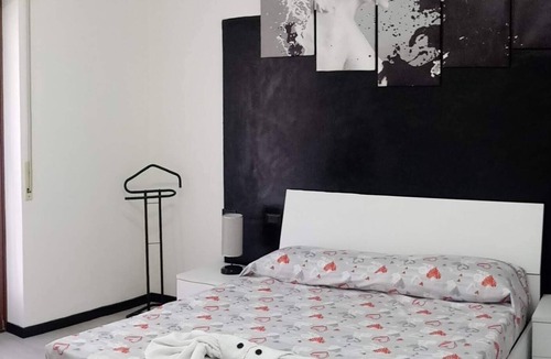 Palazzolo Apartment | Casa Vinci,10 minutes from Gardaland 15 from Lake Garda and Verona, pets allowed