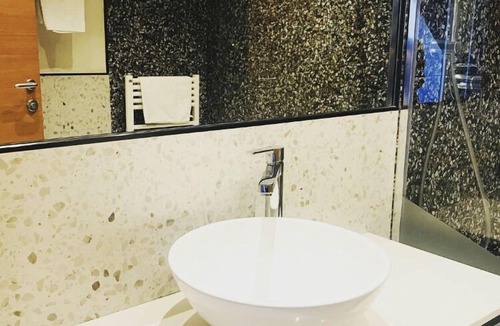 Lonigo Hotel | Corte Quadri