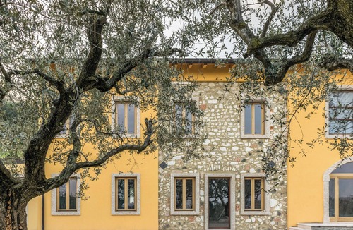 Mezzane di Sotto House | Countryside villa with pool on the hills surrounding Verona