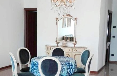 Pescantina Apartment | Homerez - Spacious appartement for 4 ppl. at Mirandola Bassa