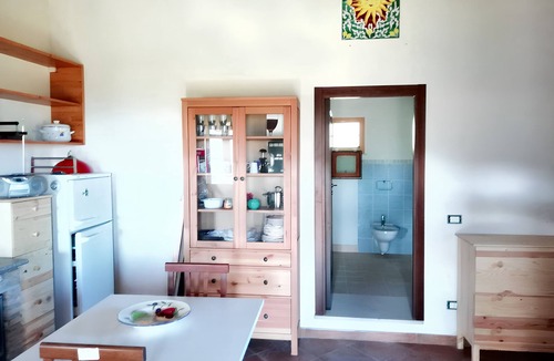 Lercara Friddi Apartment | Homerez - Studio – Lercara Friddi