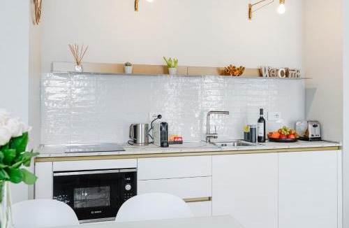 San Zeno Apartment | HomeThirtyFour