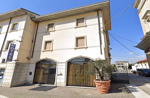 Dossobuono Hotel | Hotel Postumia