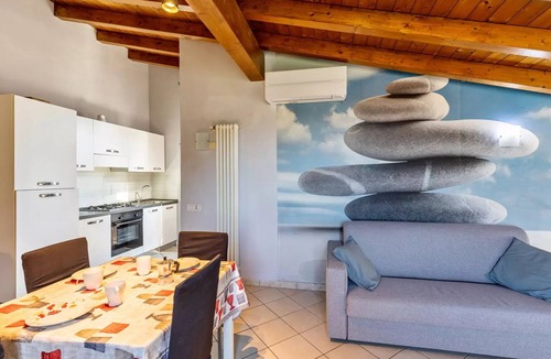 Sud-Ovest Apartment | house Verona Zen apartment for 7 people IT023091B48JJSIC