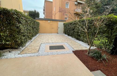 Est Apartment | Iris 2