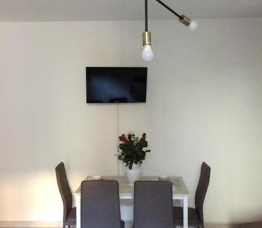 Est Apartment | LA CASA DI CHICCO E GINNY