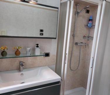 San Bonifacio Apartment | LotusNest - Casa Priv - Matr, Parcheggio, Treno