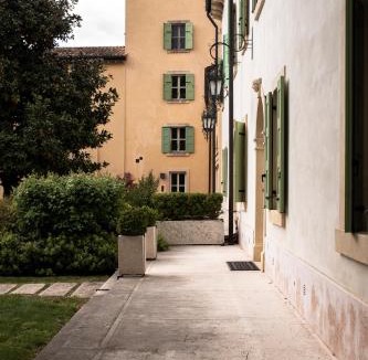 Sona Villa | Montresora, villa con piscina privata tra il Lago di Garda e Verona