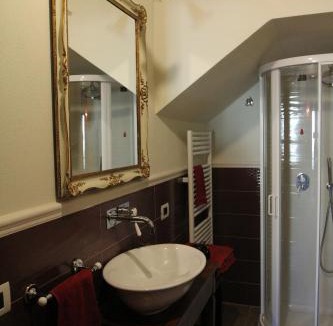 Ovest House | Relais Corte Sant' Agata B&B