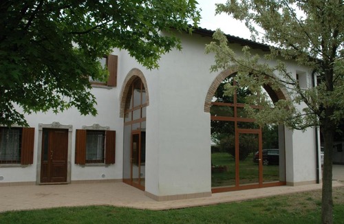 Sud Bed & Breakfast | Rose Rosse