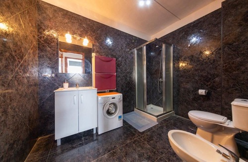 San Michele Apartment | Serene 2-bedroom apartment with AC in charming Verona