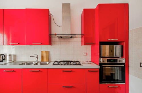 San Giovanni Lupatoto Apartment | Stay in Style: vibrant condo in San Giovanni Lupatoto - free parking