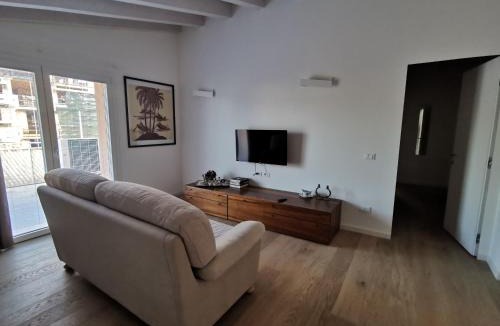 Bussolengo Apartment | The Orange Flat