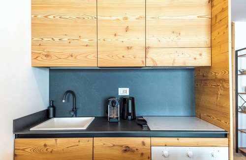 Cervinia Apartment | TrackSide House - Panoramic Ski-In Ski-Out