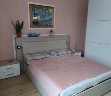 Borgo Venezia Apartment | Urban Chic Apartament