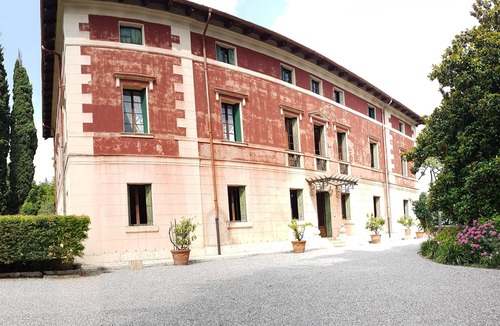 Sona House | Villa Dei Cipressi, near Lake Garda, Verona and Gardaland
