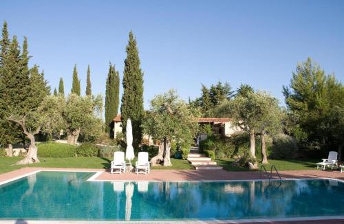 Conversano House | Villa Leralora - Exclusive Pool and Garden Retreat