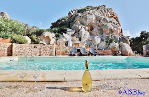 Costa Paradiso Villa | VILLA NARCISO, private pool, A/C, privacy
