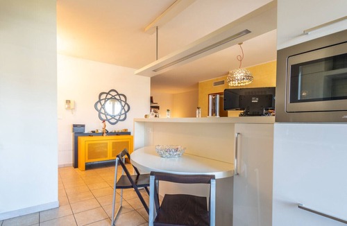 Sambuceto Apartment | Water Lily Palace - San Giovanni Teatino