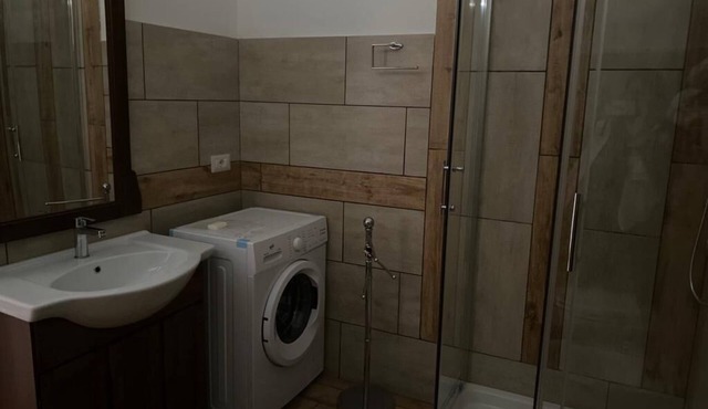 ACCOMMODATION WITH POOL 5 MINUTES FROM THE BEACH