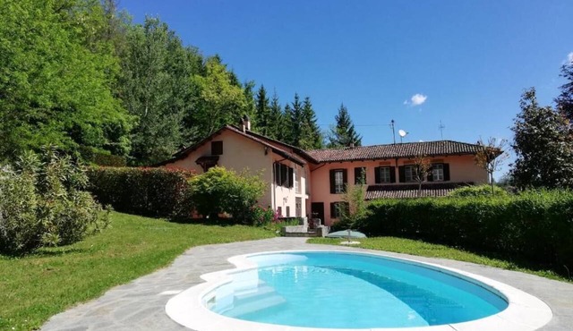 Cascina Bolichin - Two Bedroom House, Sleeps 4